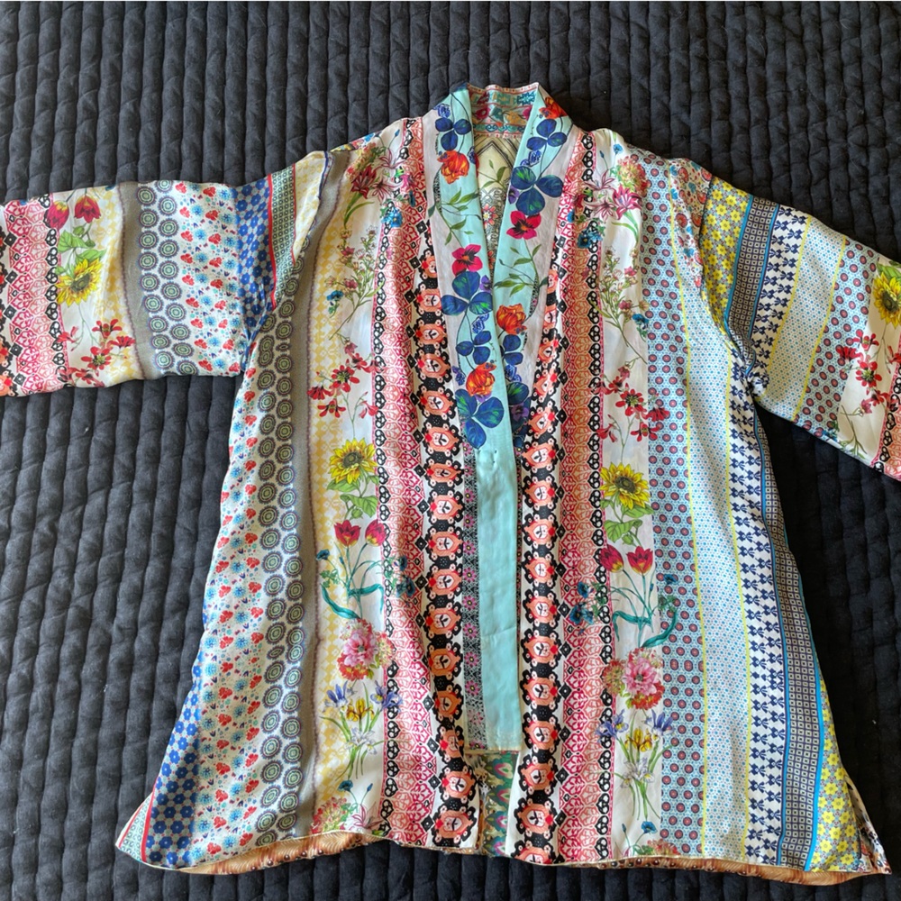 JOHNNY WAS Claret Reversible Silk Kimono with POCKETS! Silk! - Picture 14 of 17